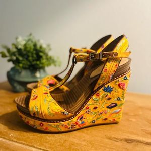 Gianni Bini Yellow Floral Wedge Sandals